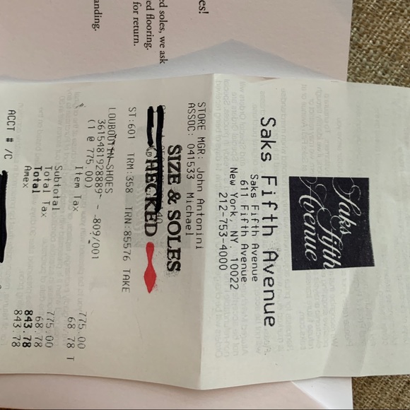 Great Condition Limited Edition Christian Louboutin - Picture 8 of 8